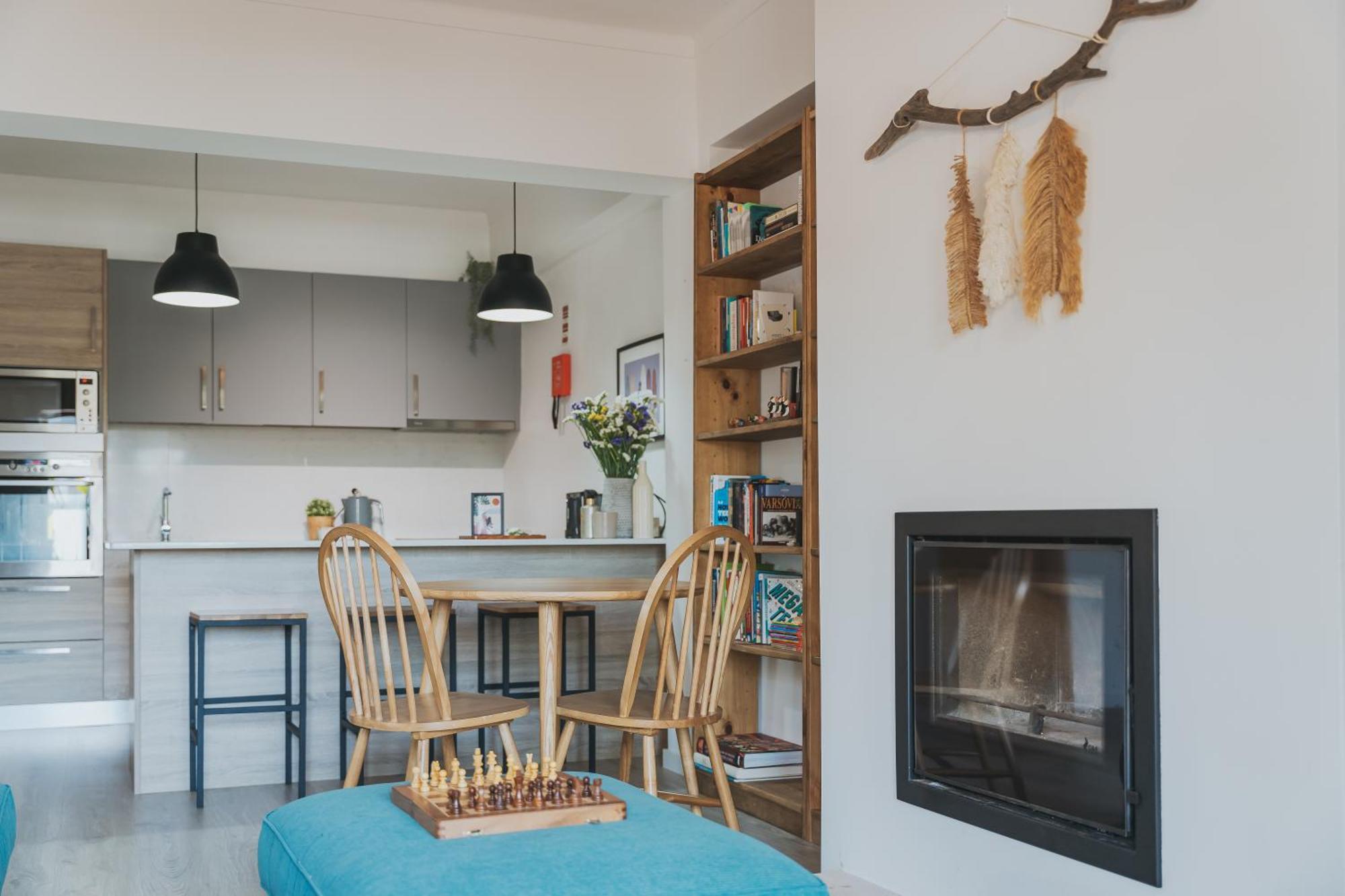 Surf Guesthouse - 7Min Walk To The Beach باتاياس المظهر الخارجي الصورة