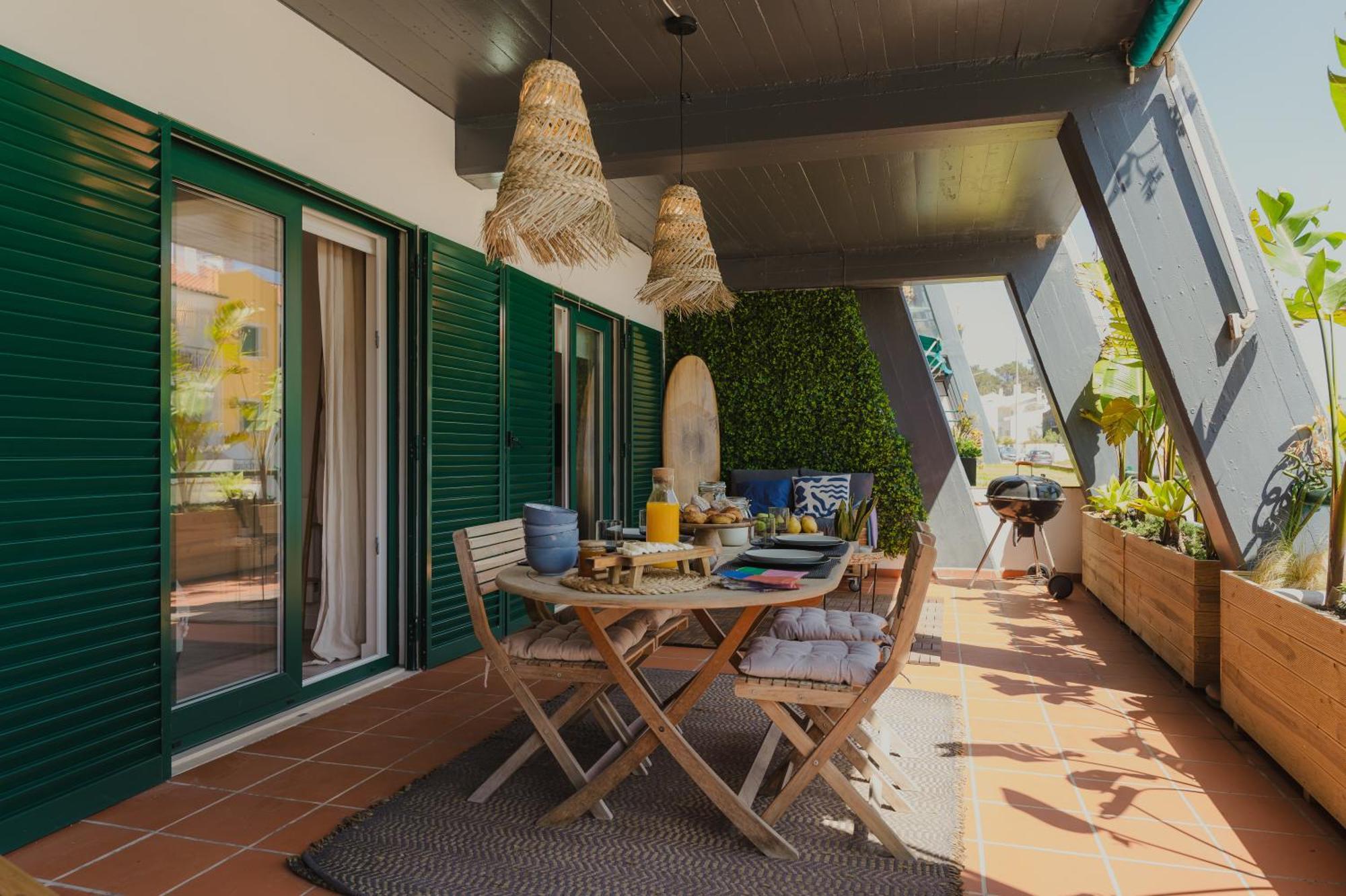 Surf Guesthouse - 7Min Walk To The Beach باتاياس المظهر الخارجي الصورة
