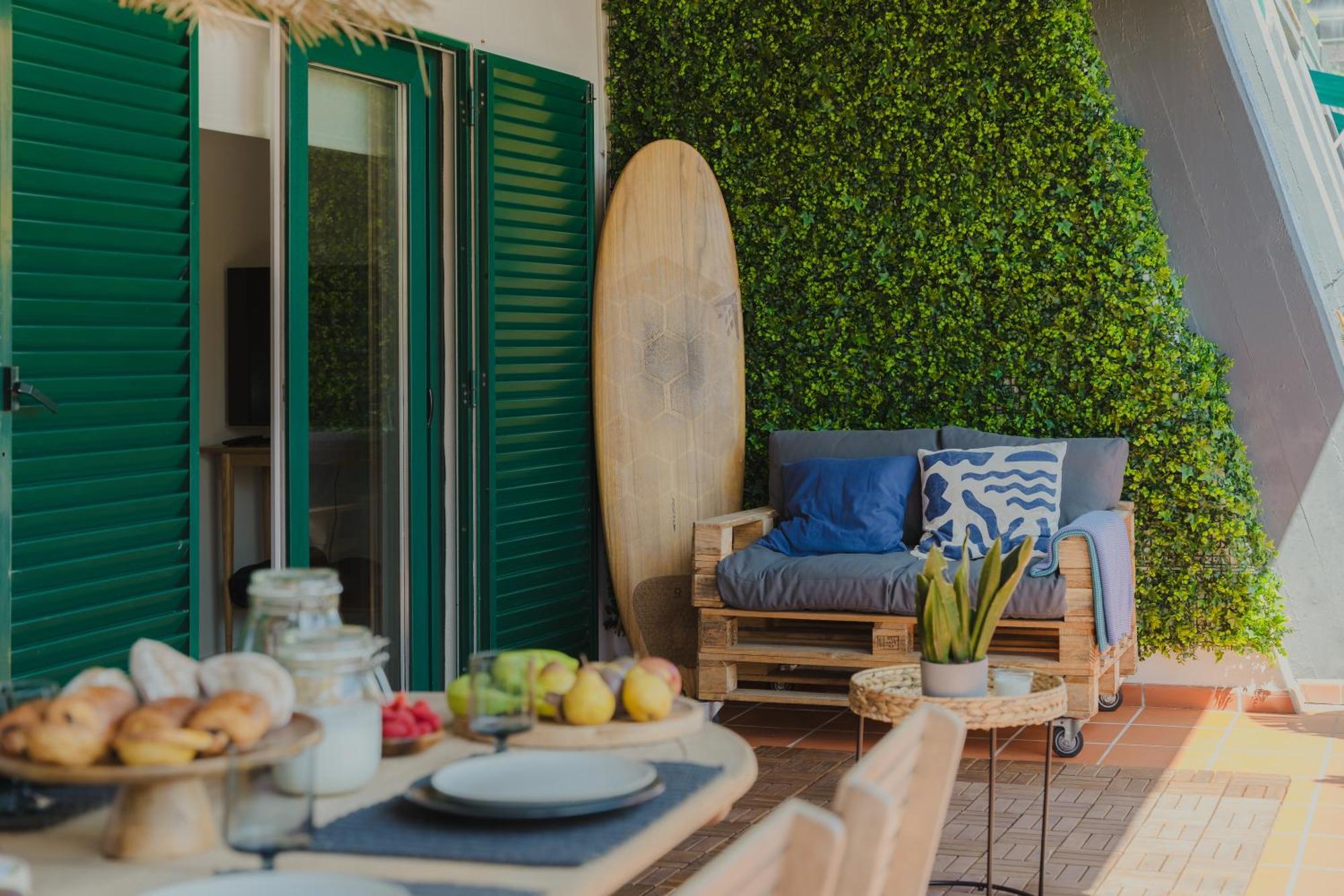 Surf Guesthouse - 7Min Walk To The Beach باتاياس المظهر الخارجي الصورة
